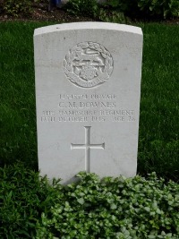 Klagenfurt War Cemetery - Downes, Clifford Morgan